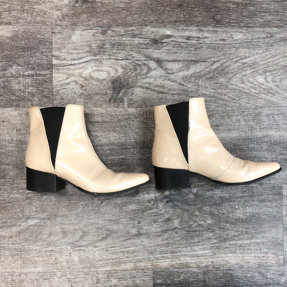 **SOLD***Urban Outfitters Sleek Cream And Black Color Block Heeled Boots